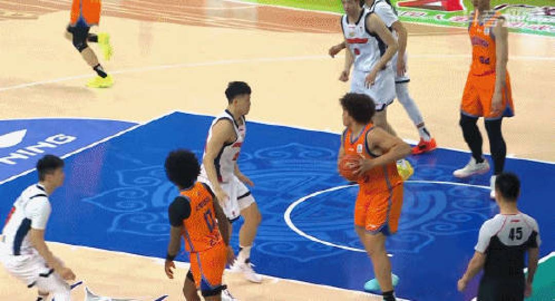 开云体育-包含转折点多特蒙德遗憾出局,CBA常规赛赛后攻防权衡,球迷炸锅,赛季目标并未改变的词条